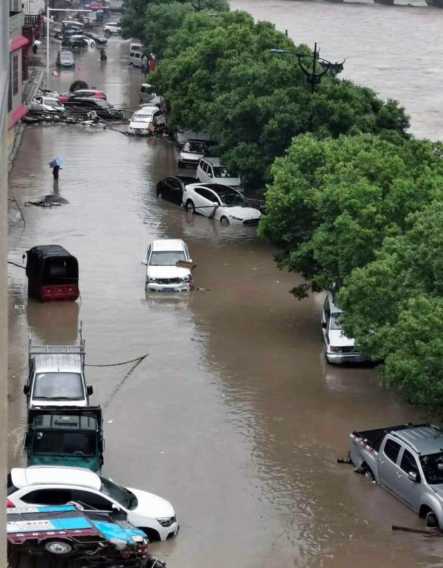 直擊桂林大暴雨,震撼現場難以想象