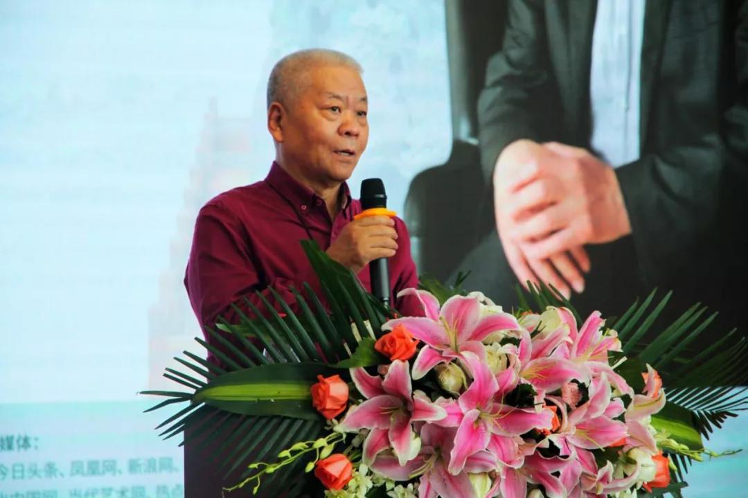 中国工艺美术大师宋建国师徒玉雕作品暨书画展在宋庄举行