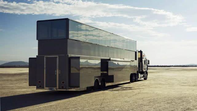 世界上最大的房车,可使用面积达102平方,月租金170万元!