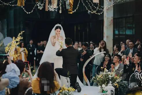 儿时偶像男星李乐低调结婚,现场照曝光