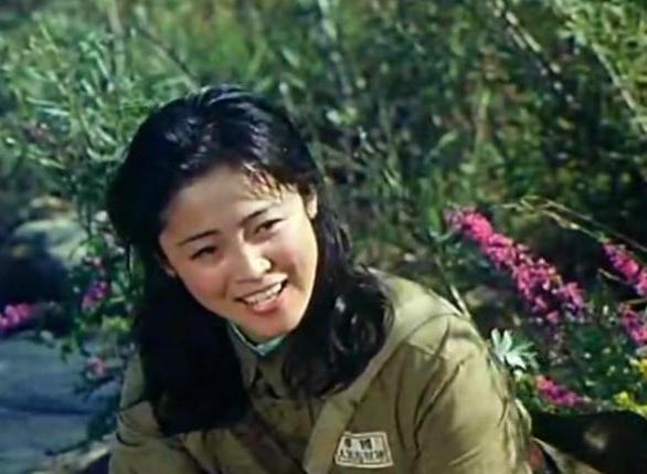 《战地之星》作为八十年代拍摄的抗美援朝电影与老电影有何不同?