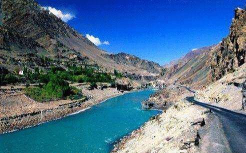 这个附属国被占178年, 比海南岛面积还大, 是不