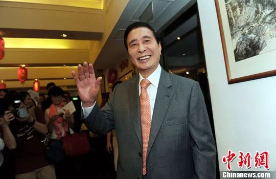 李兆基退休 香港四大地产家族完成“接班” 资料图:李兆基。中新社发 谭达明 摄