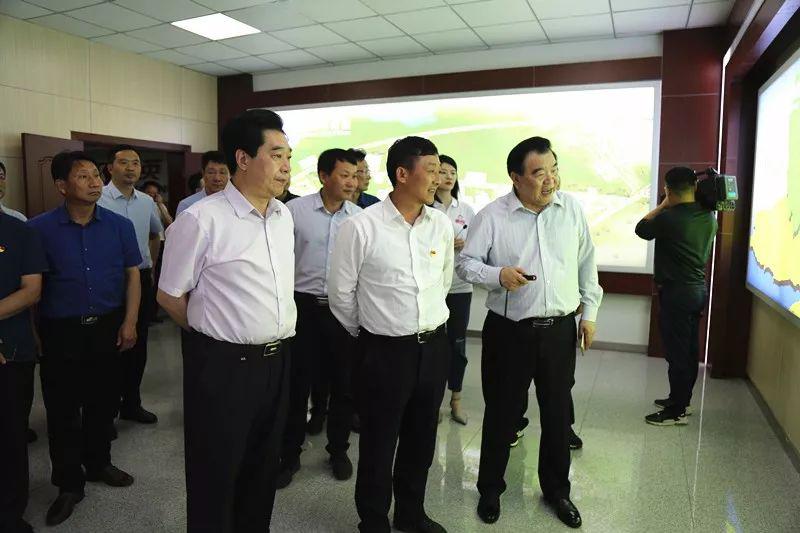 息县党政考察团莅临华英参观考察|华英|息县|考察团_新浪新闻