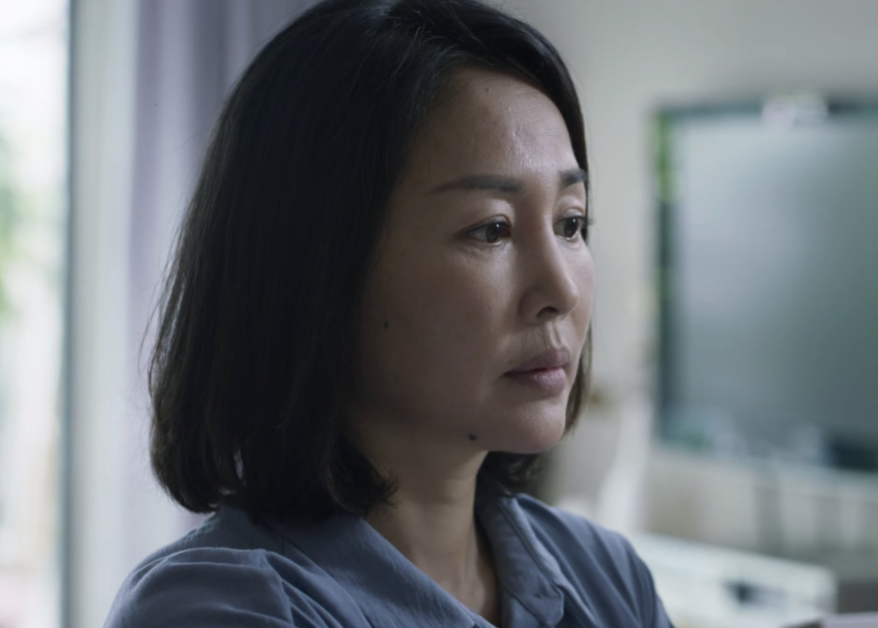 《破冰行动》:一对"油腻"中年夫妻的悲惨日常,却比爱情更催泪