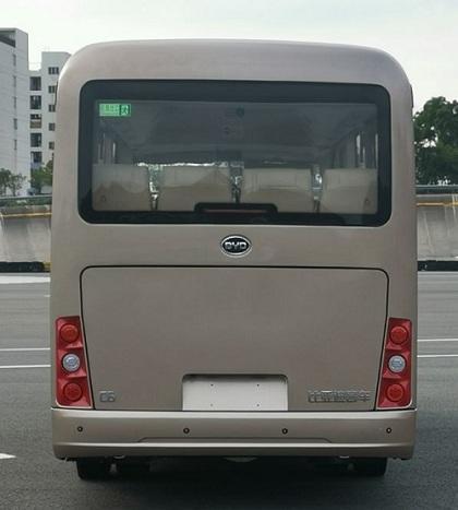 不光用在家用车上,比亚迪纯电动中巴车也配备12.8英寸旋转大屏