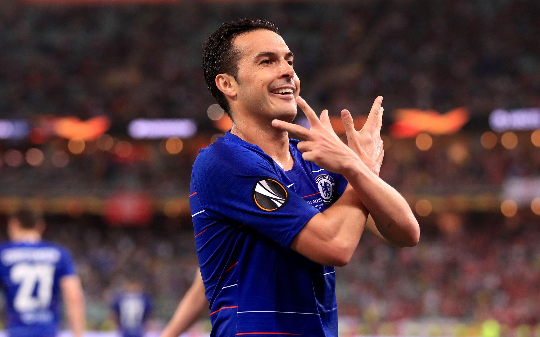 凭借这个欧联杯冠军,佩德罗成为第一位拿满世界杯,欧洲杯,欧冠,欧联杯