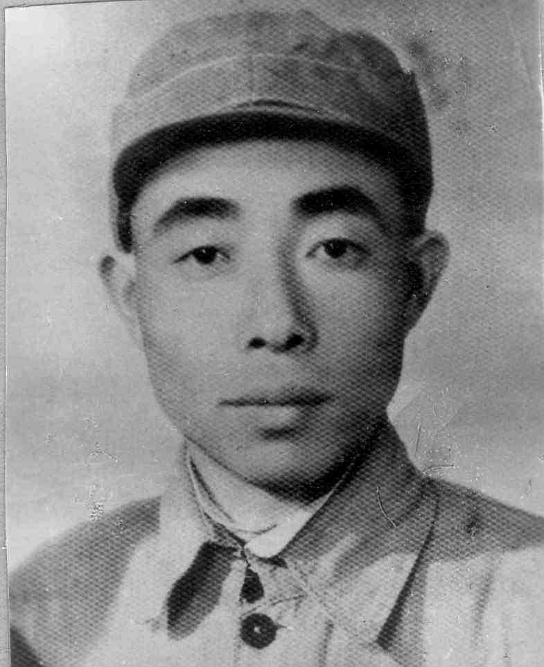 他年少有为,却因敌人诈降而牺牲,事后被他救的人为其报仇