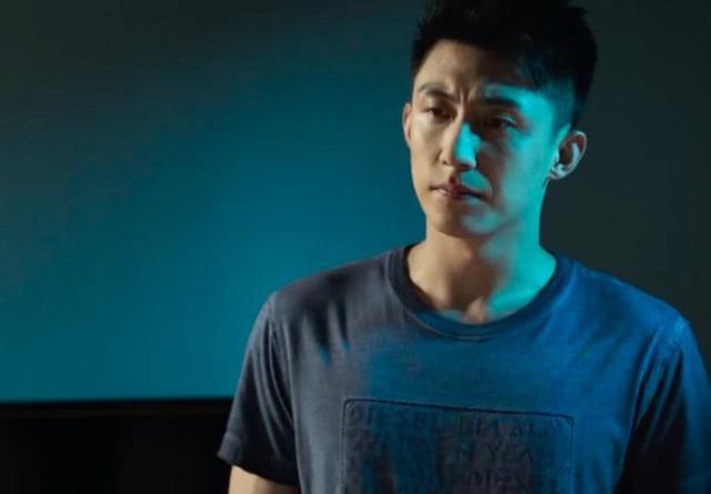 破冰行动里李飞月薪只有2800为什么能上50万的牧马人