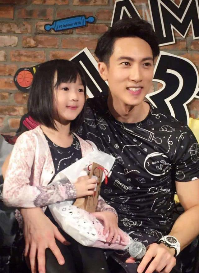 吴尊女儿neinei长大了吴尊却还像25岁比林志颖还牛