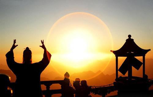 从天人感应到大一统,聊一聊“罢黜百家,独尊儒术”的董仲舒|董仲舒|春秋繁露|刘瑞_新浪新闻