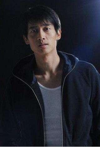 如今公磊饰演的林宗辉虽然是一个反面角色,但是他把这个角色的多面性