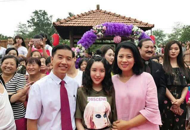 6767要说起凭借农村题材电视剧火起来的演员,大家肯定会联想到赵