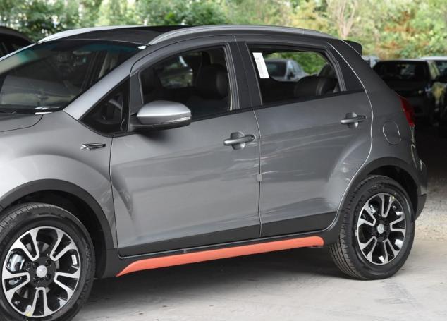 远景x3定位为小型suv,上市近两年来,远景x3逆势飞扬,月平均销量达到1