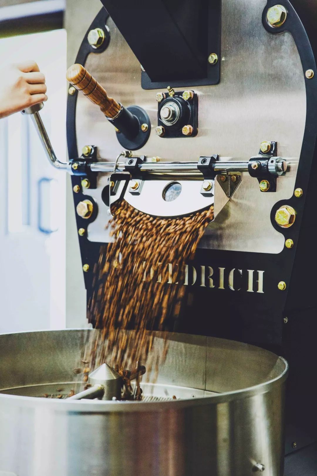 这期咖啡订阅,我们请来了今年cbc大赛的冠军烘焙师