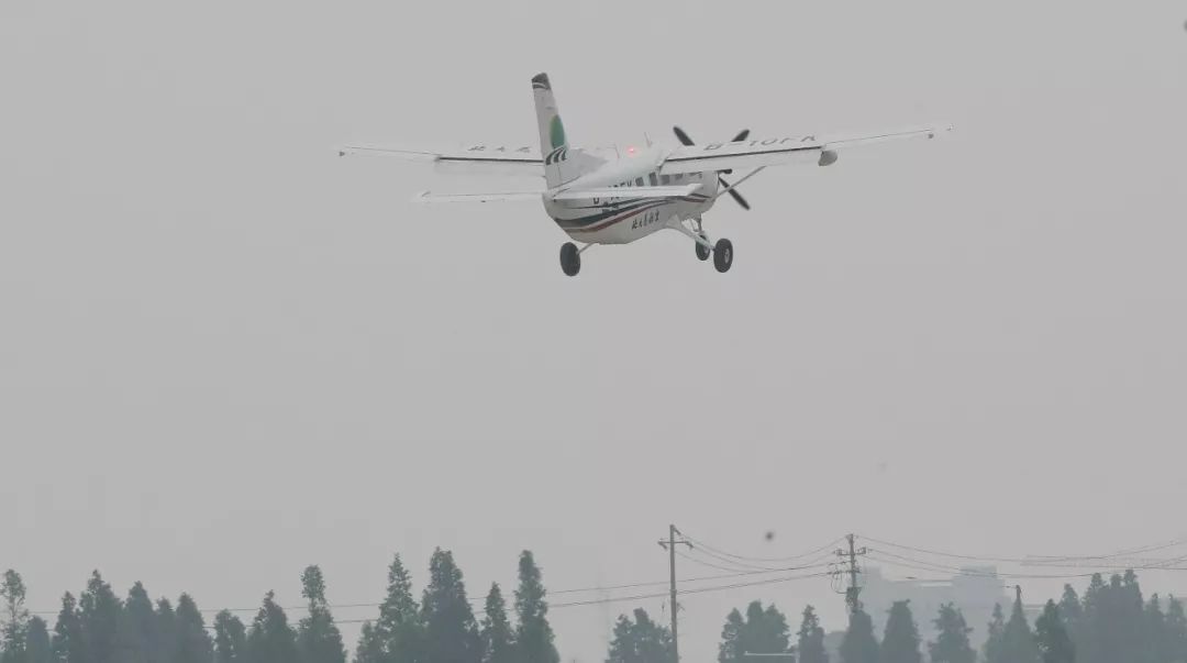 粉色小飞机怎么使用 7e4a-hxvzhtf2847815.jpg