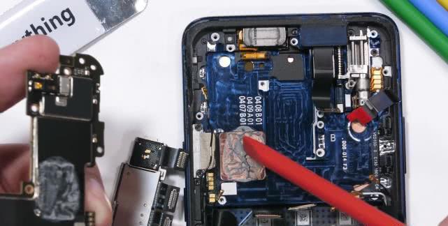 老外拆解一加手机7pro维修比华为p30pro更容易