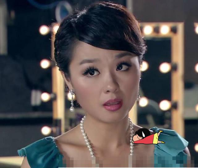 爱情公寓中的lisa榕被称为小闫妮再也不讨厌她了