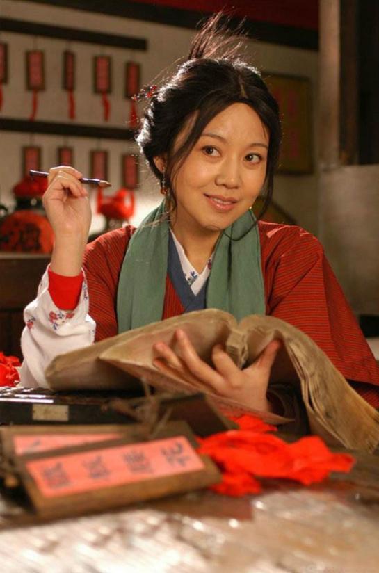 佟丽娅新武林外传变佟掌柜古装美女绝不是吹的好评如潮