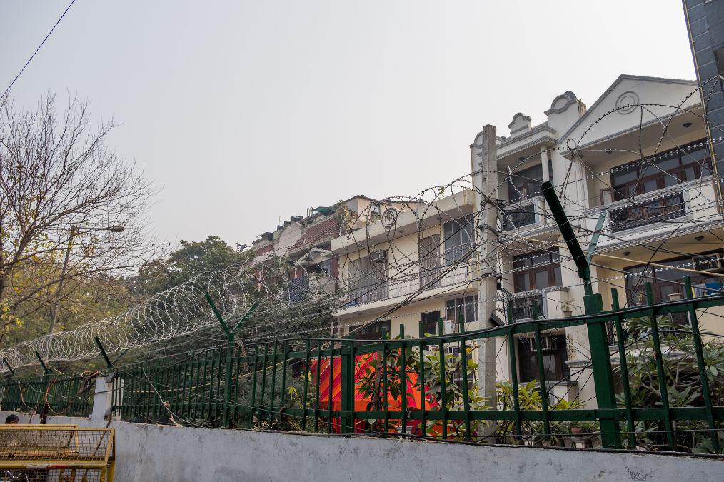 实拍印度首都德里富人区:土地私有制都自己盖别墅,怪不得没小区