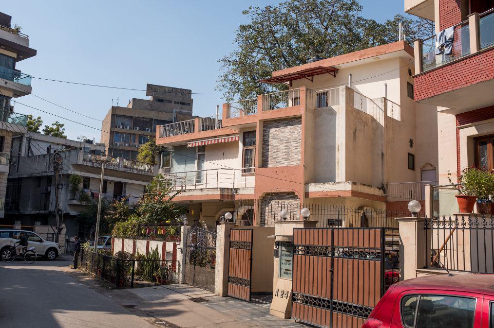 实拍印度首都德里富人区:土地私有制都自己盖别墅,怪不得没小区