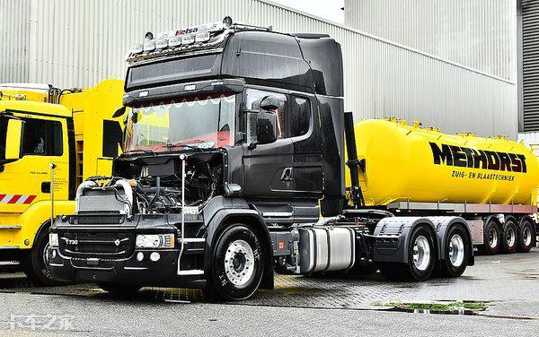 停产10多年后,斯堪尼亚s580t改装长头车又复活了