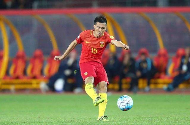 蒿俊闵也是被看做是郑智的第一接班人,他的状态没有太多的下滑.