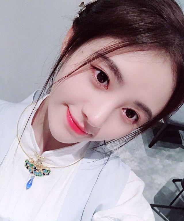 你是属于惊艳型还是耐看型的美女,只需看这