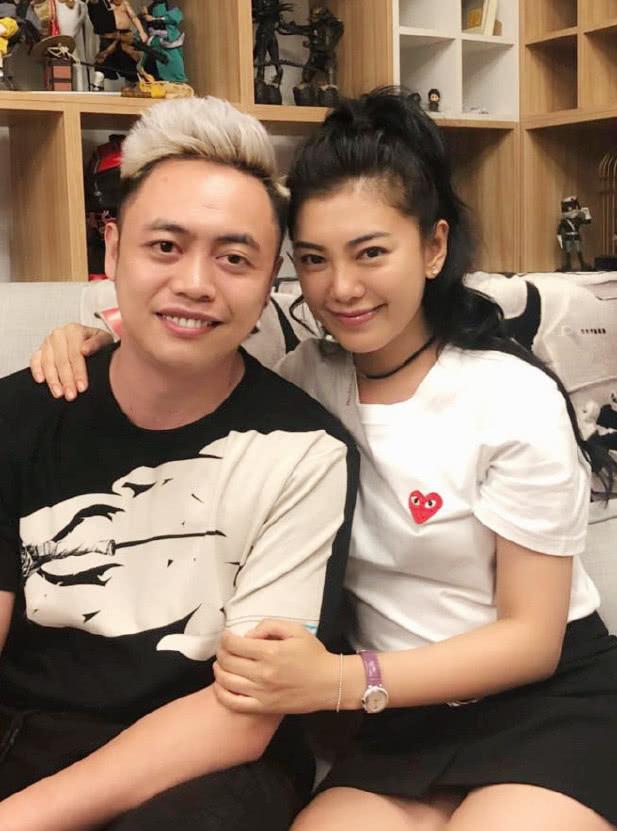 秦羽墨扮演者赵文琪,时隔8年与汪远重聚,这发际线让人担忧