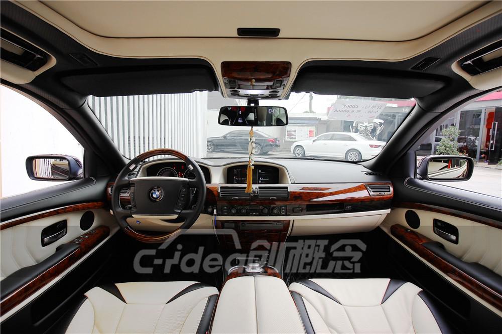 什么叫做逆袭?看宝马735li的品质内饰