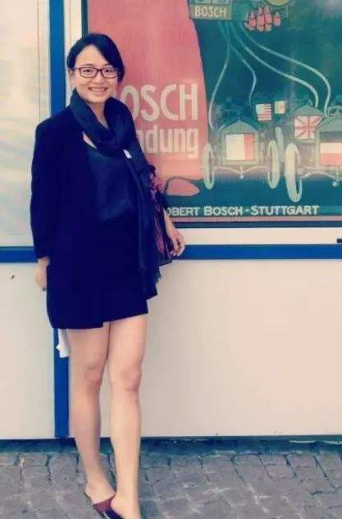 菠萝斑马,一个百分百"干净"的新锐家居品牌|新锐|宋冰|床垫_新浪新闻