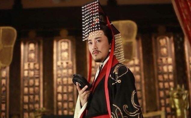 汉武帝打压天下富商,为什么也不放过民间的英雄豪杰呢?