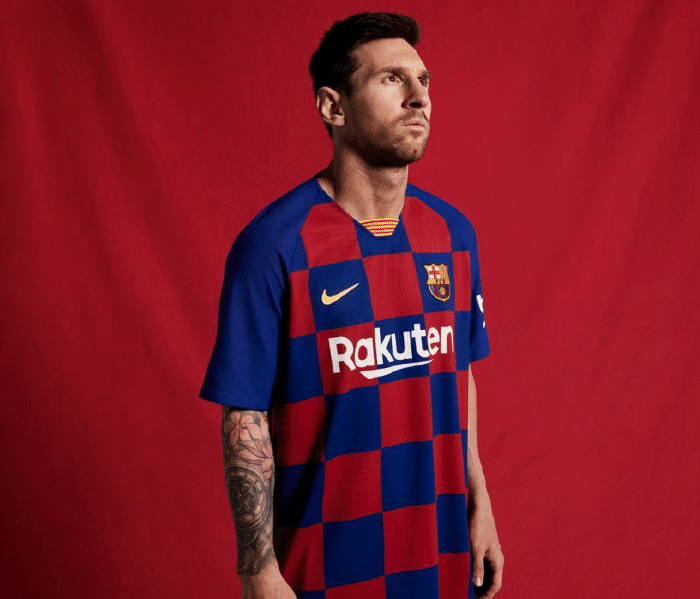 巴萨官方发布新球衣,效仿克罗地亚的格子装!