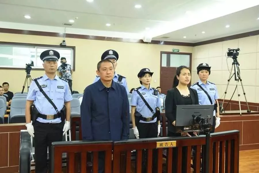 兰州市委原副秘书长金晋哲及特定关系人霍盈盈受贿案开庭