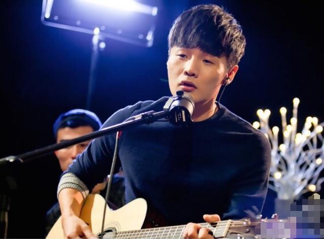 中国好声音官宣第三位导师是李荣浩华晨宇被溜粉了