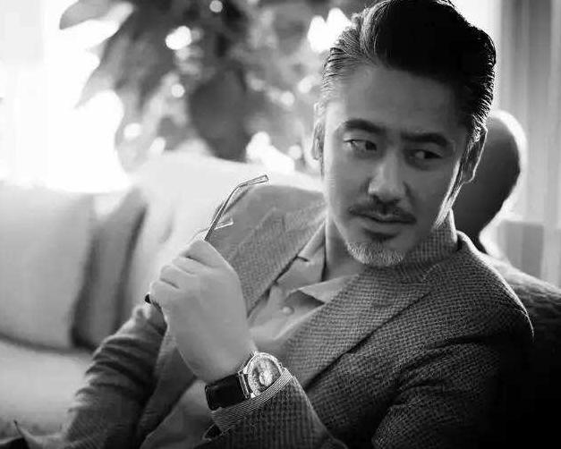 是把整容刀,年轻时长的一般,但是越老越有范|整容|岁月|姜文_新浪新闻