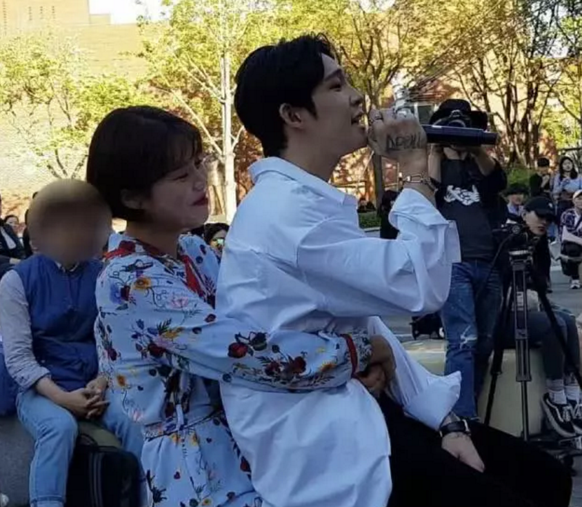 官宣两个月就分手南太铉被女友晒截图痛斥出轨谎称分手狂撩妹