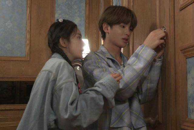 邓伦和杨幂在电梯亲密接触后黄明昊也迎来和杨幂独处的机会