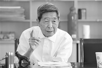 张鹏王继志沈国芳凌焕新省写作学会专家高考作文研讨会上纷纷点赞江苏