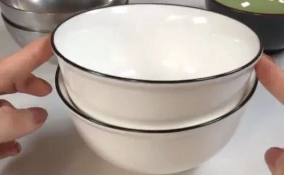 买碗时要注意有3种碗不能买家里有的话也要趁早扔掉