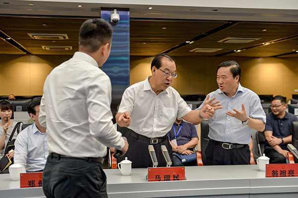 马瑞民副组长对区城运中心运行模式及城市大脑建设给予充分肯定,指出