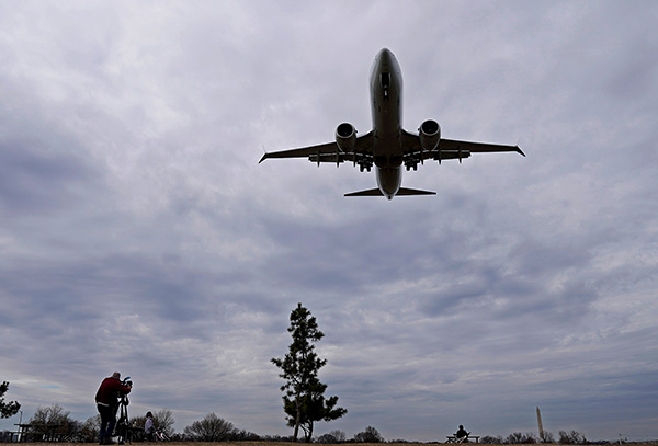 美国航空公司拥有24架波音737MAX型号的飞机。视觉中国 资料