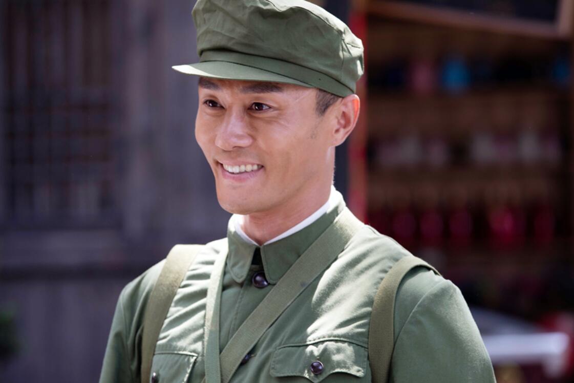 《麦香》收视率破2,千面男神章贺再次霸屏收官