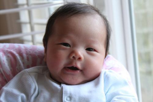 孩子吐奶、溢奶,可能是你没有做对这件事(图5) 孩子吐奶、溢奶,可能是你没有做对这件事,新手妈妈看