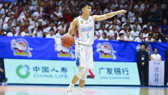 曾令旭一个校园制造的cba全明星后卫