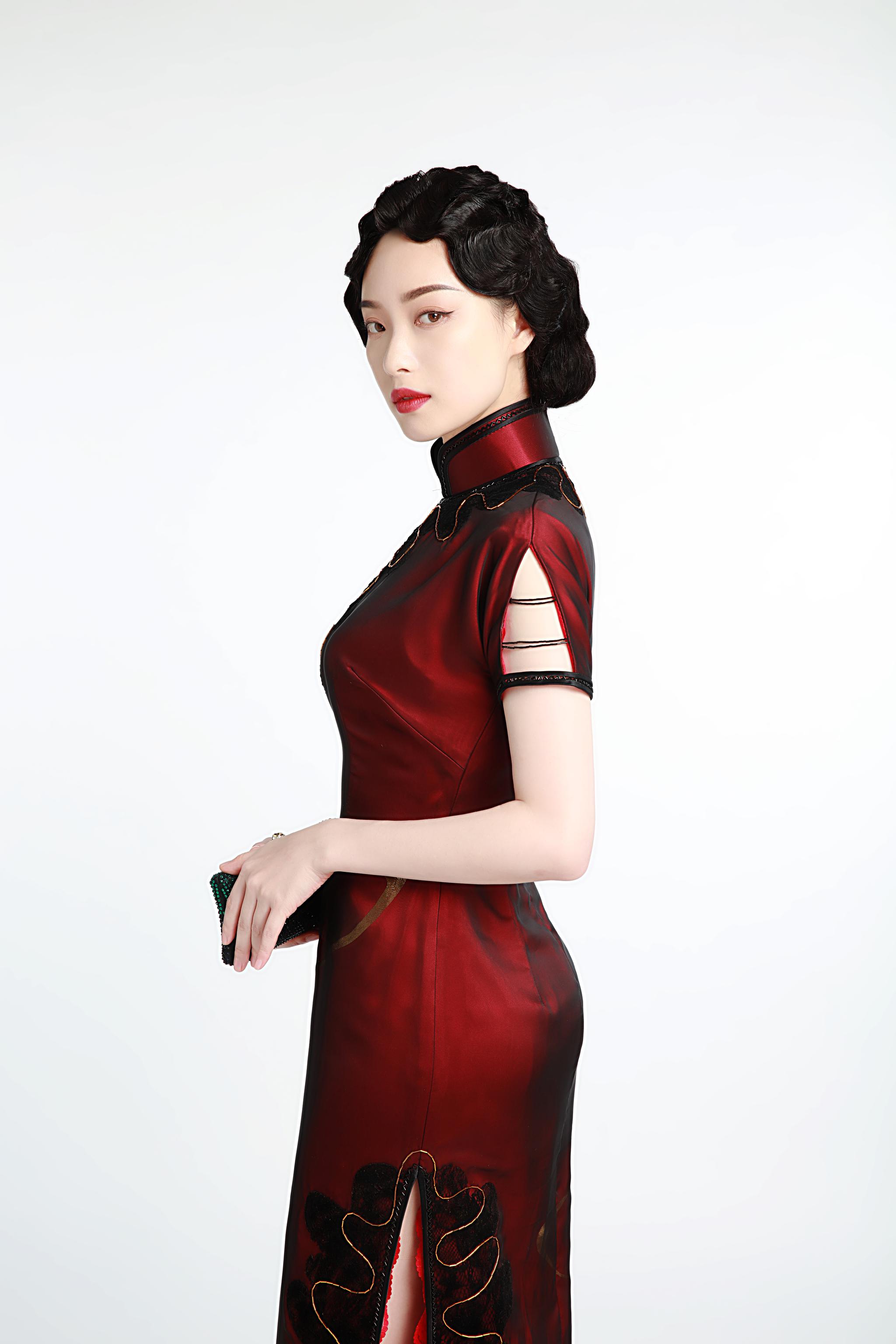 大咖聊角色丨倪妮演赖声川舞台剧,最大挑战是30秒换装|樊光耀|倪妮