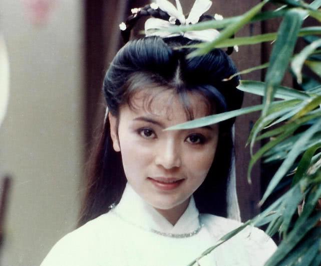 小龙女陈玉莲现身显苍老,大赞初恋周润发太太陈荟莲