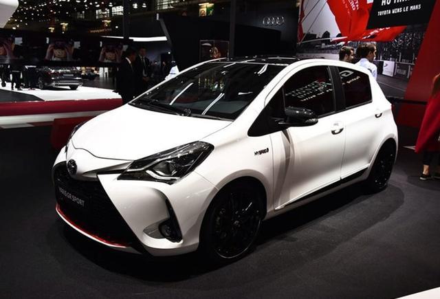 最美丰田"致炫"亮相!黑白双色车身,17英寸轮毂,配1.5升混动