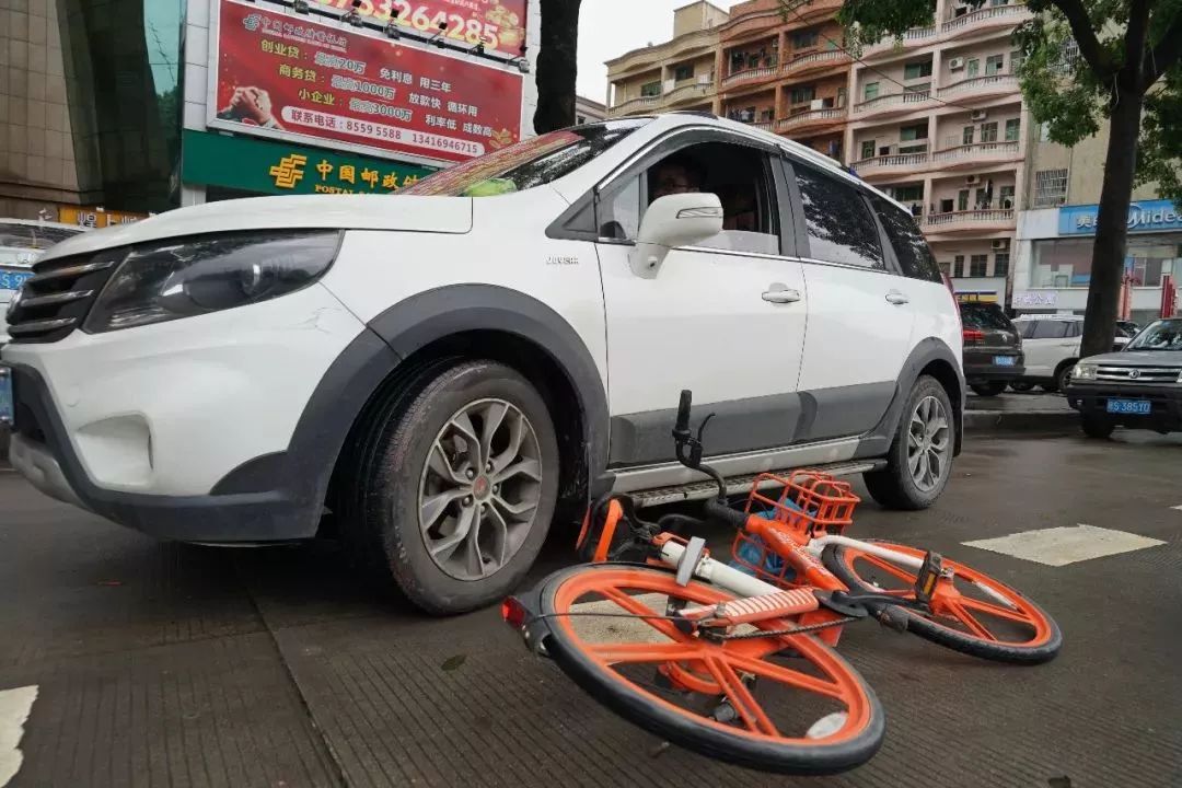 碰瓷又见新套路?东莞车主称花5000元买了个教训!