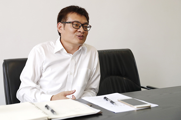 名校长访谈|曹杨二中:要防止学生步步优秀,却走向平庸|澎湃新闻|王洋
